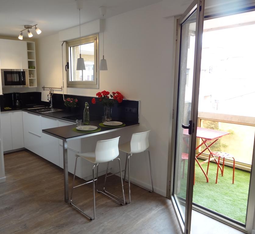 La Haut Sur La Colline Apartman Lyon Kültér fotó